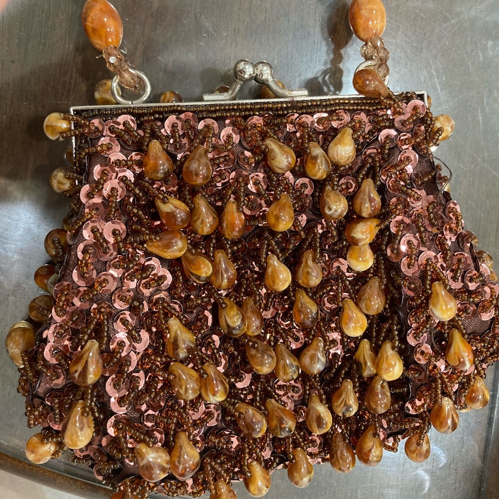 Small vintage  beated hand bag